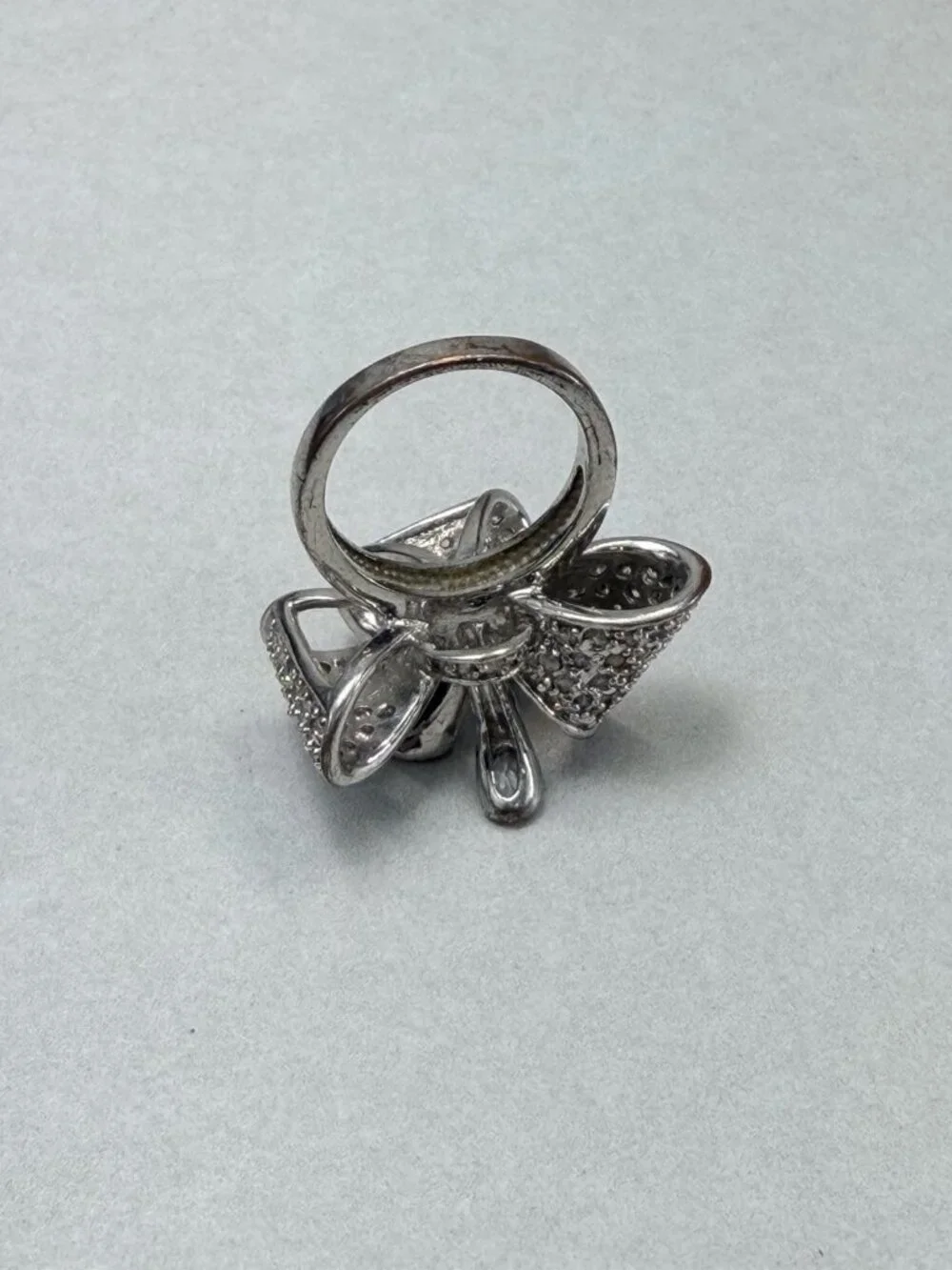Vintage Oversized Pavé Bow Cocktail Ring Statement Glam Runway Jewelry Glam 8 - Picture 4 of 9